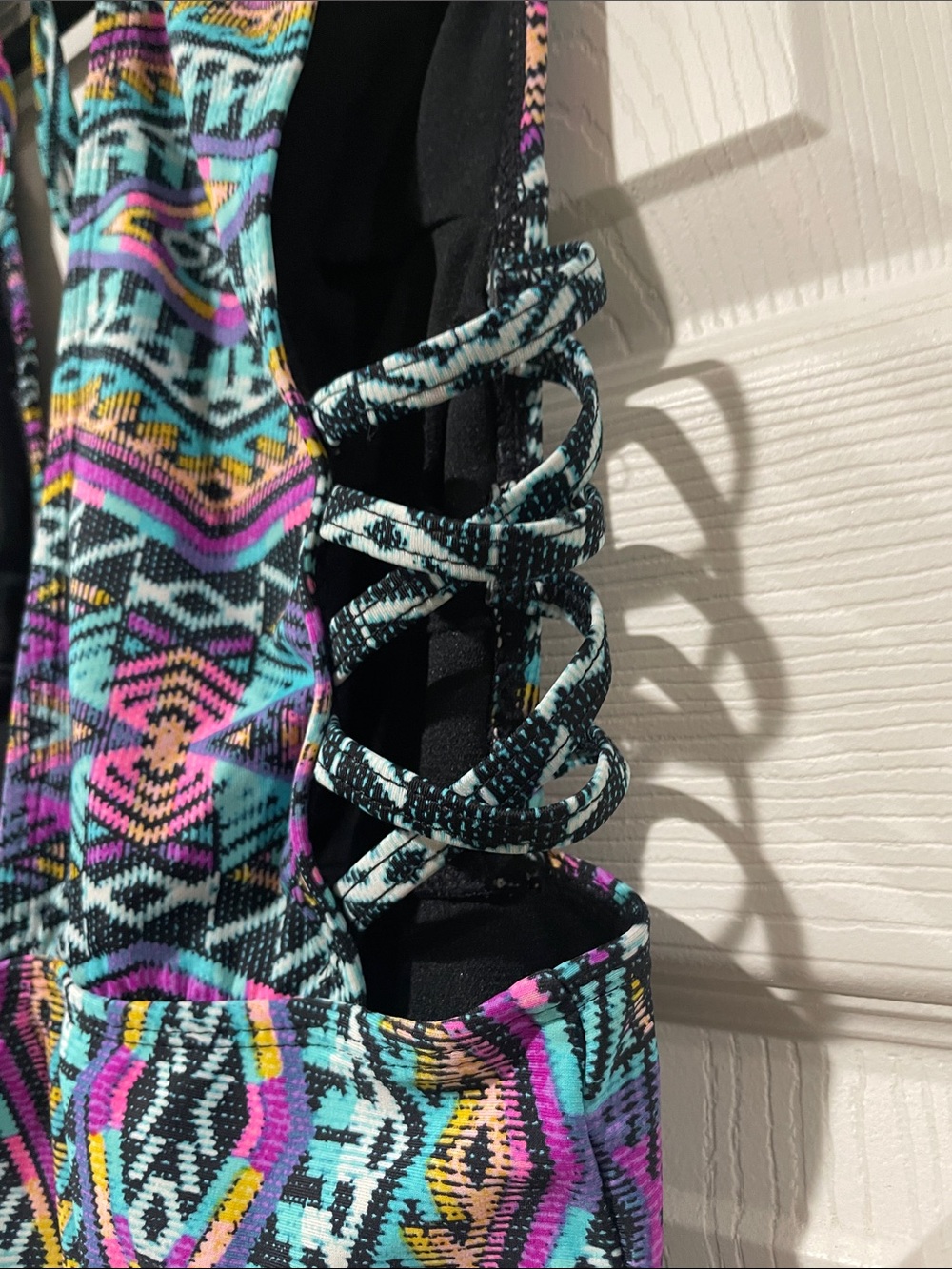 Geo-Pattern V-Neck Lace-Up One-Piece Swimsuit - Multi - Picture 5 of 8